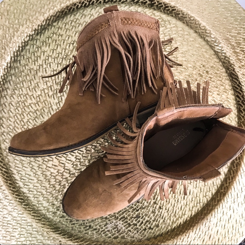 Camel fringe booties